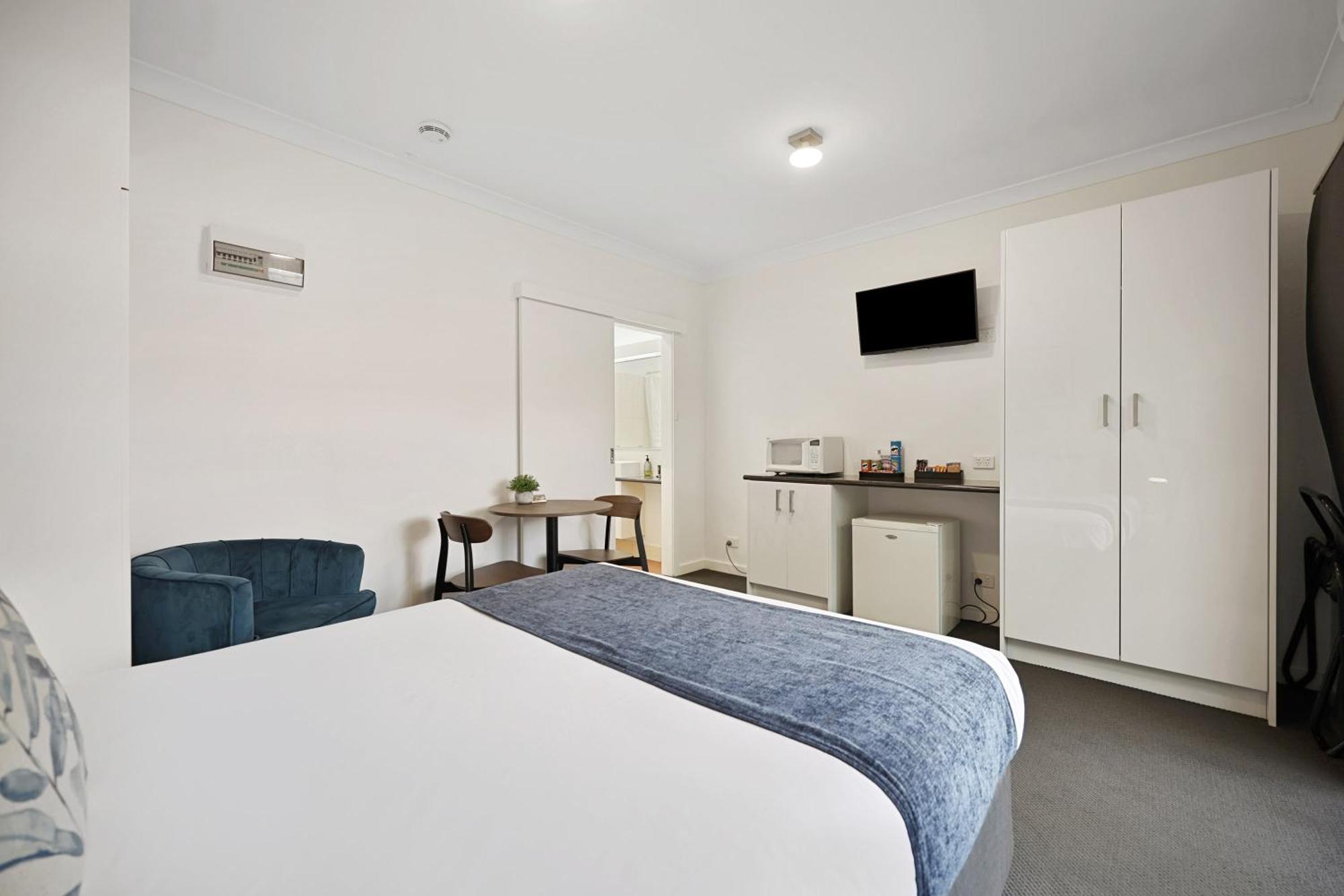 Motel Lakeside 4*